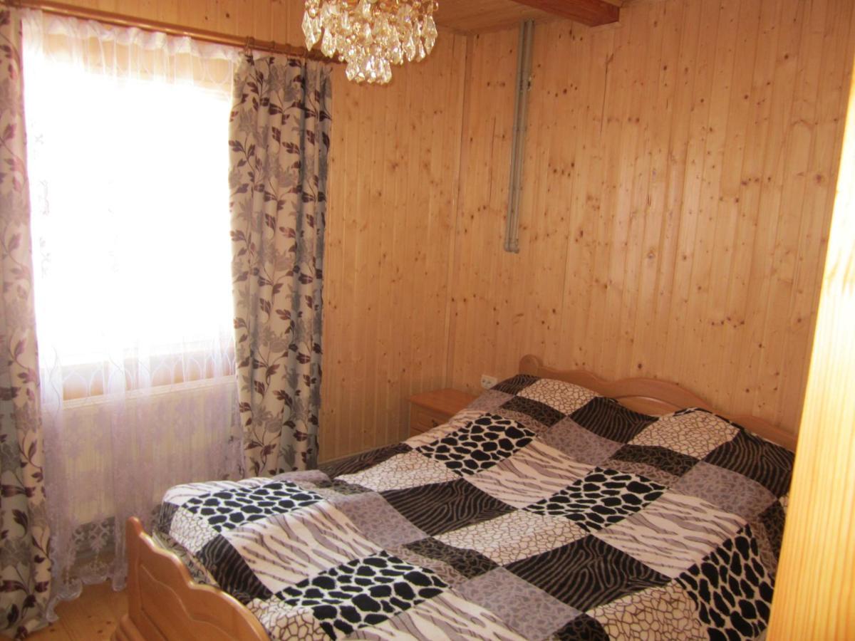 Hotel Базилік Yaremche Exterior foto