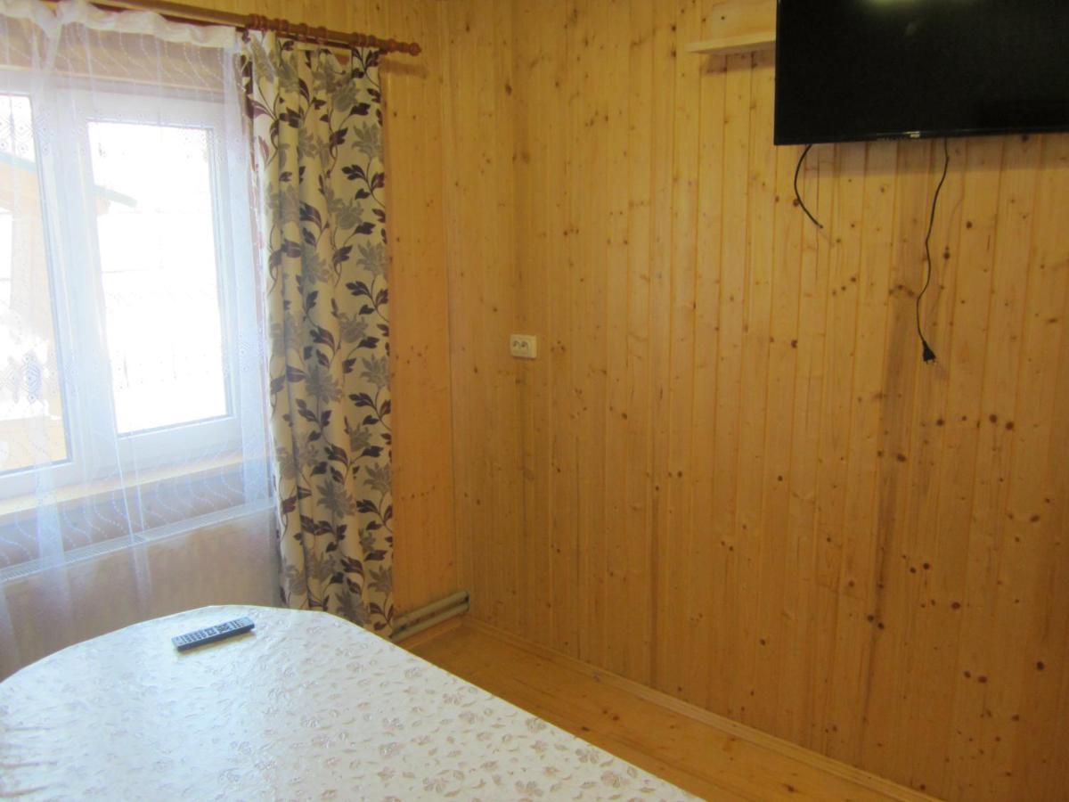 Hotel Базилік Yaremche Exterior foto