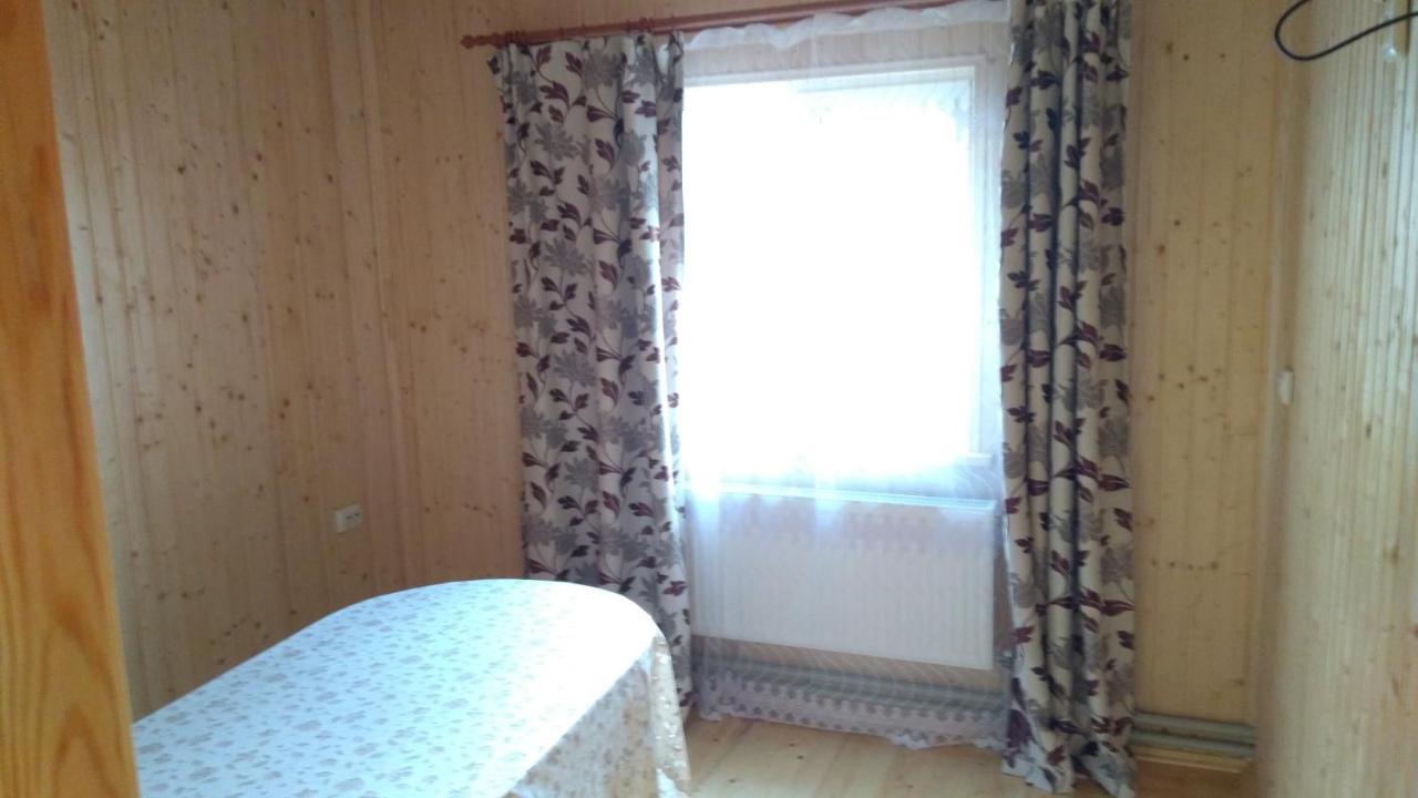 Hotel Базилік Yaremche Exterior foto