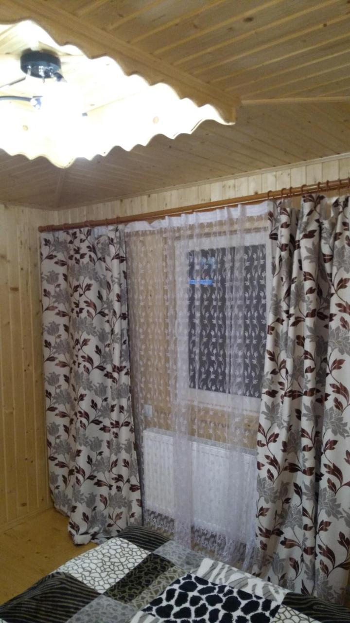 Hotel Базилік Yaremche Exterior foto